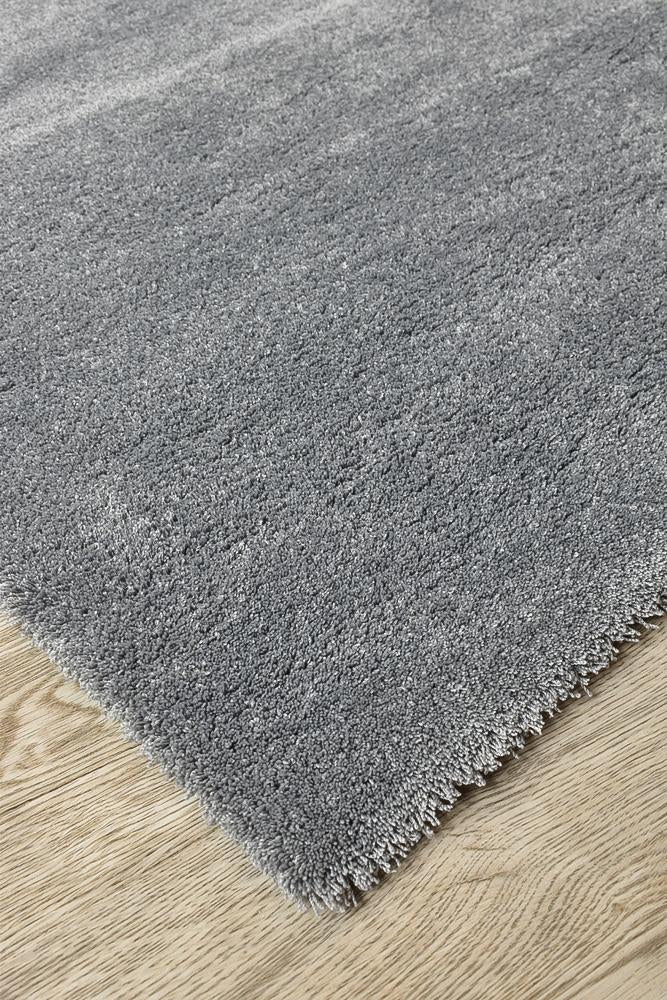 Touch Super Soft Grey Rug 71301-070.