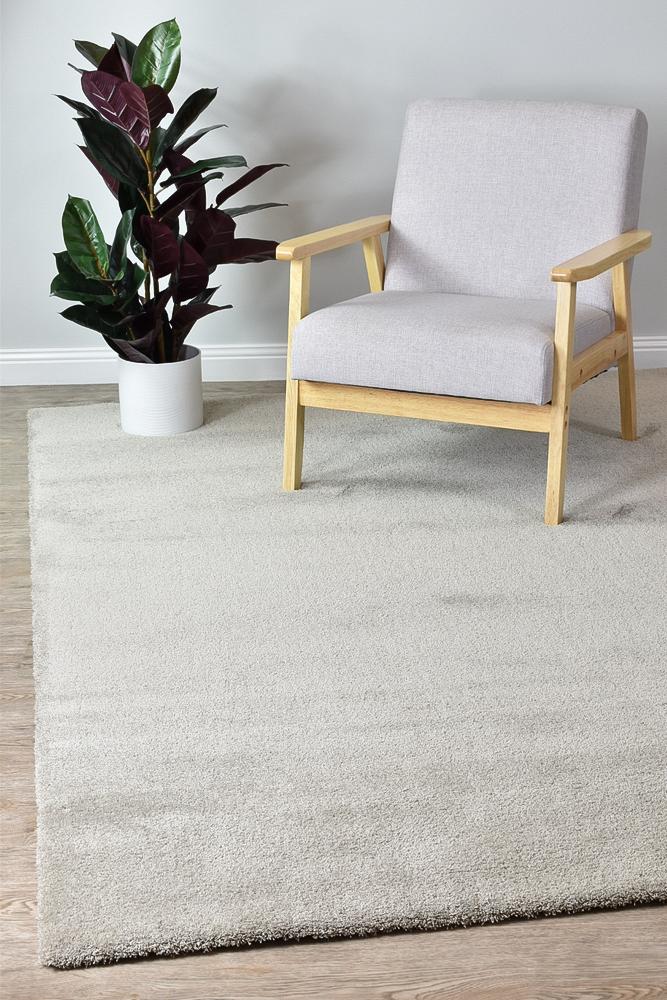 Touch Super Soft Beige Rug 71301-700.