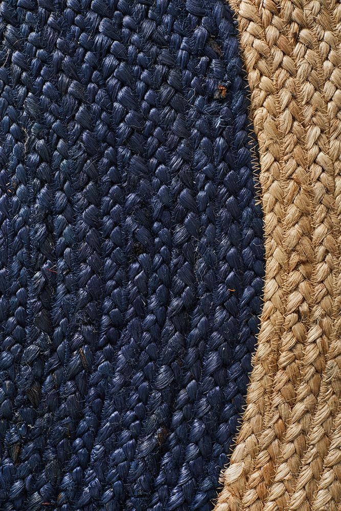 Vestibulum Rug - Navy.