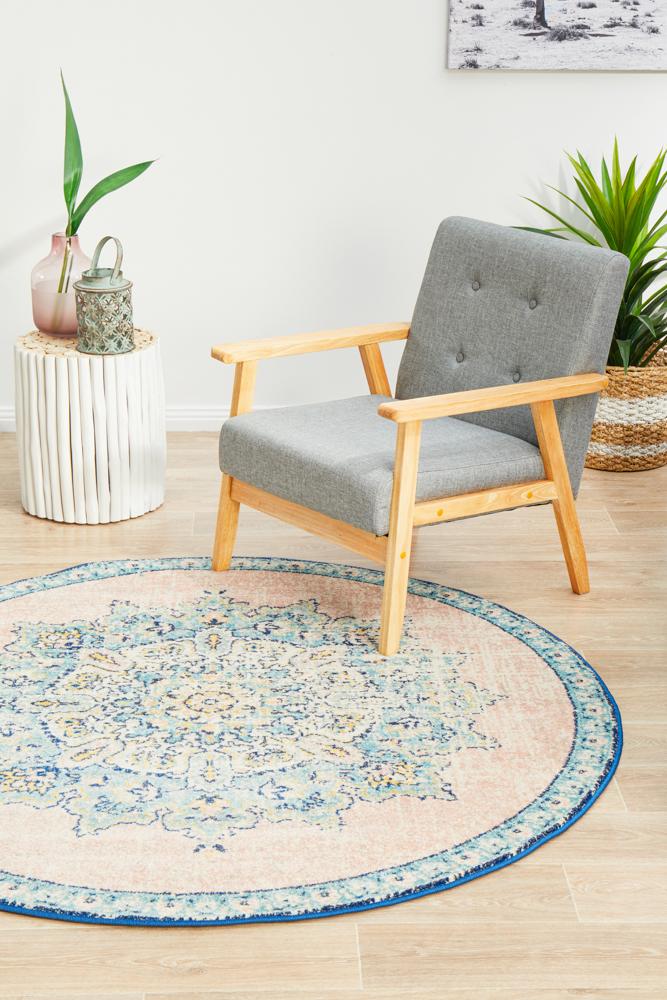 Boulevard Round Rug - Flamingo.