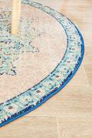 Boulevard Round Rug - Flamingo.