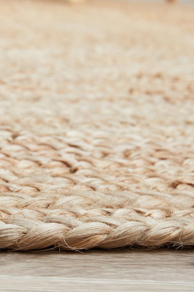 Byron Oval Rug - Natural.