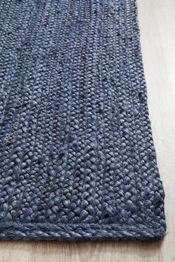 Byron Runner Rug - Navy.