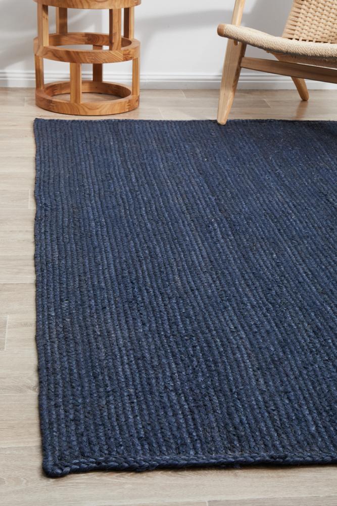 Byron Rug - Navy.