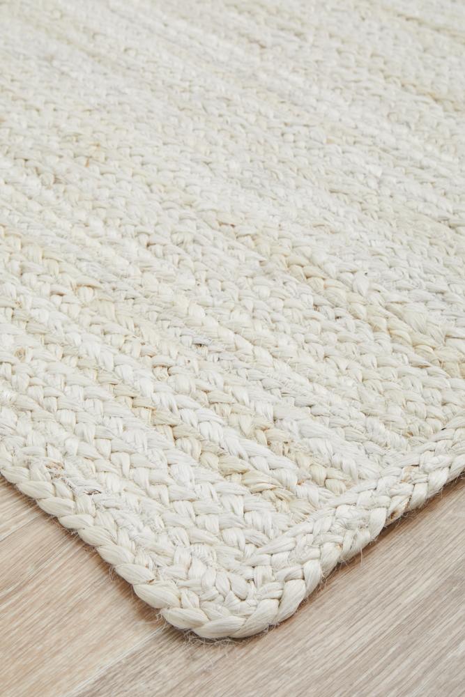 Byron Rug - White.