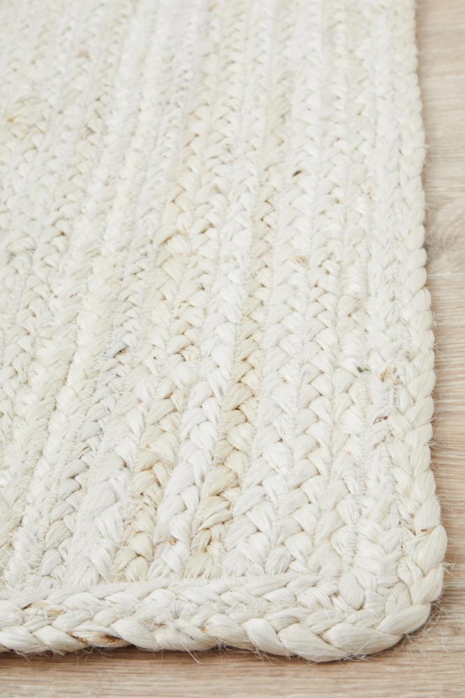 Byron Rug - White.
