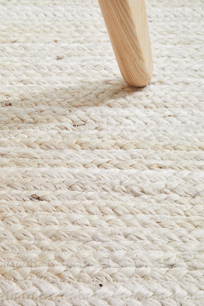 Byron Rug - White.