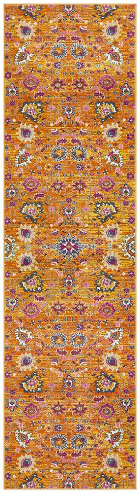 Akkadian Rug - Rust.
