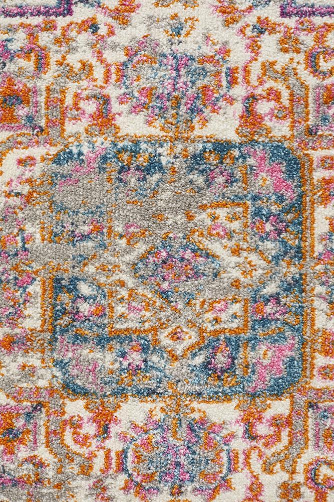 Akkadian Round Rug - Grey.