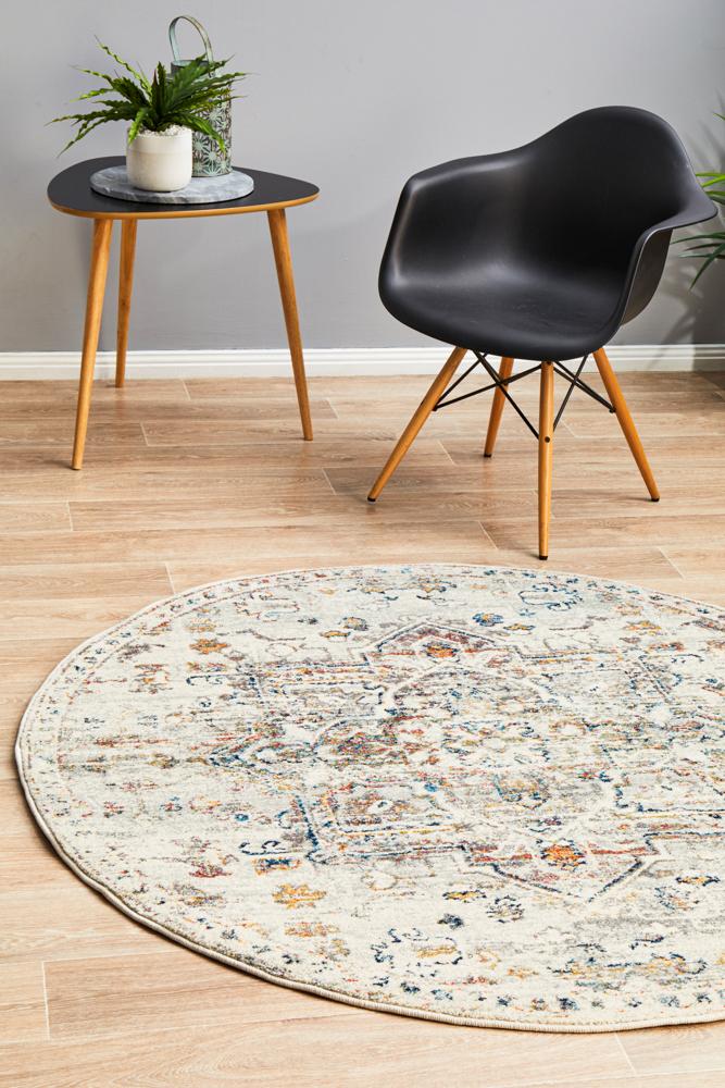 Millenia Round Rug - Silver.