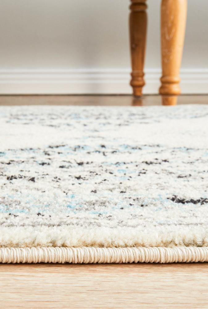 Millenia Runner Rug - White.