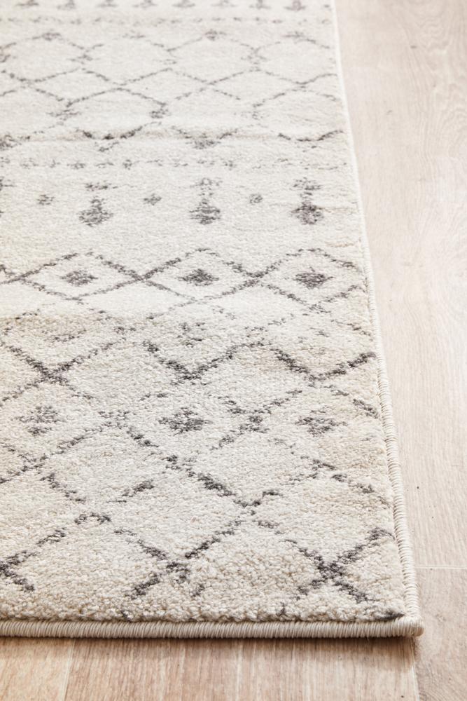 Monochrome Runner Rug - Elsa.