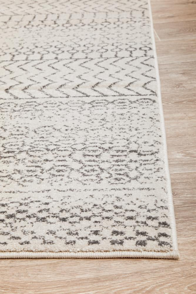 Monochrome Rug - Harper.