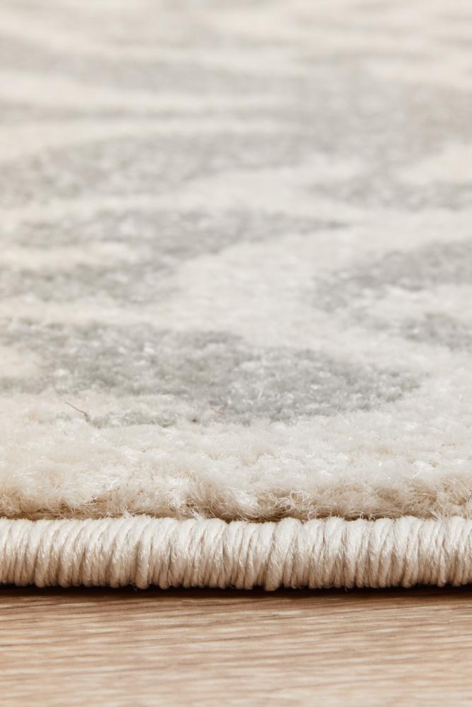 Monochrome Rug - Lydia.