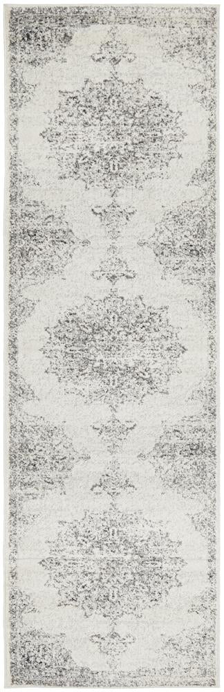 Monochrome Rug - Rita.