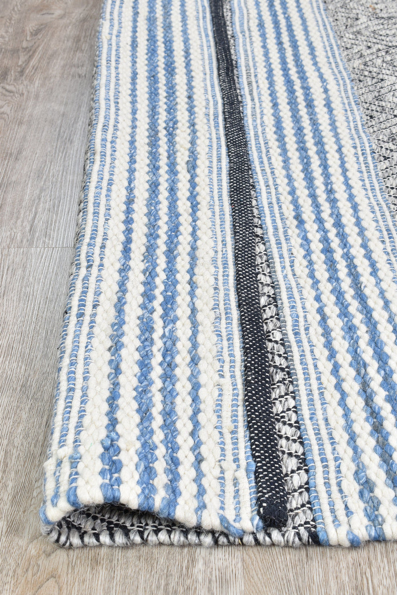 Atlantic Wool Blue Rug.