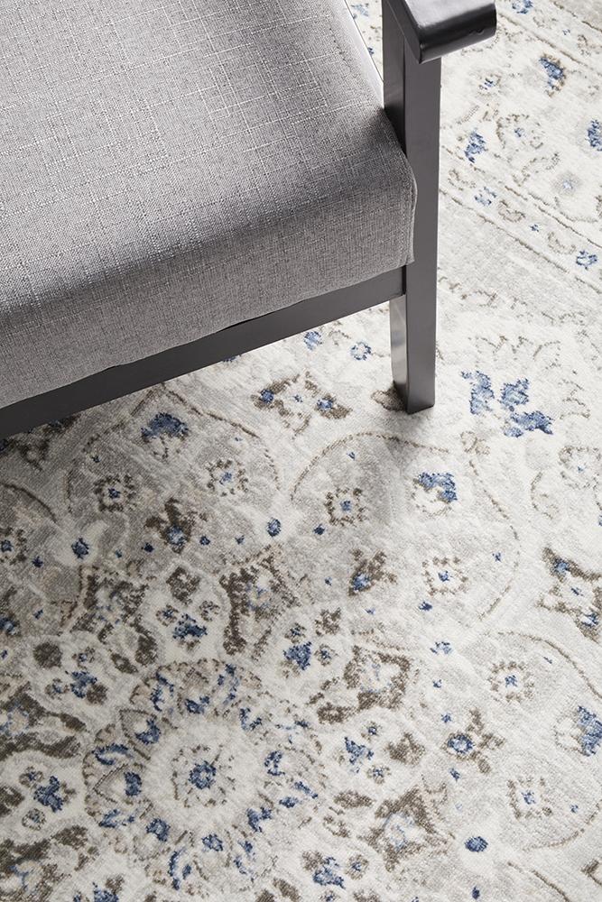 Passion Rug - Silver.