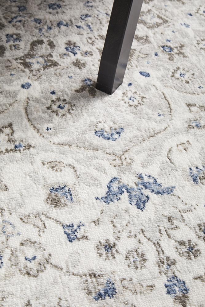 Passion Rug - Silver.