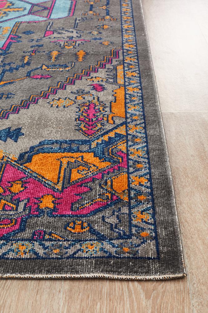 Infinity Rug - Grey Quad.