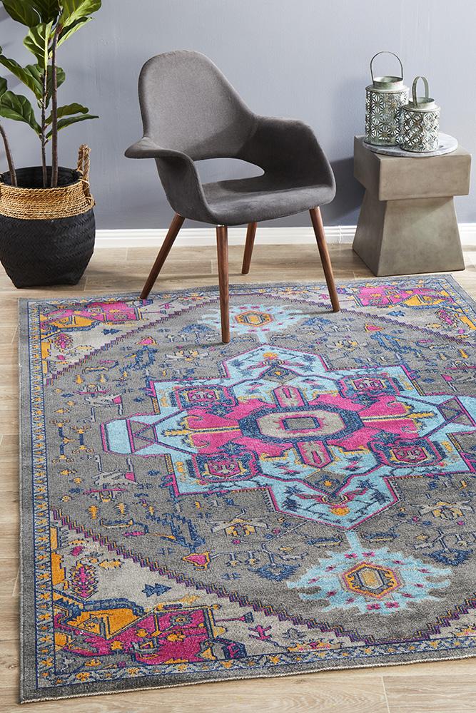 Infinity Rug - Grey Quad.