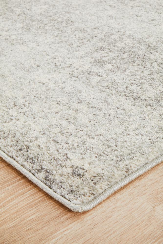 Waken Runner Rug - Silver Shine.