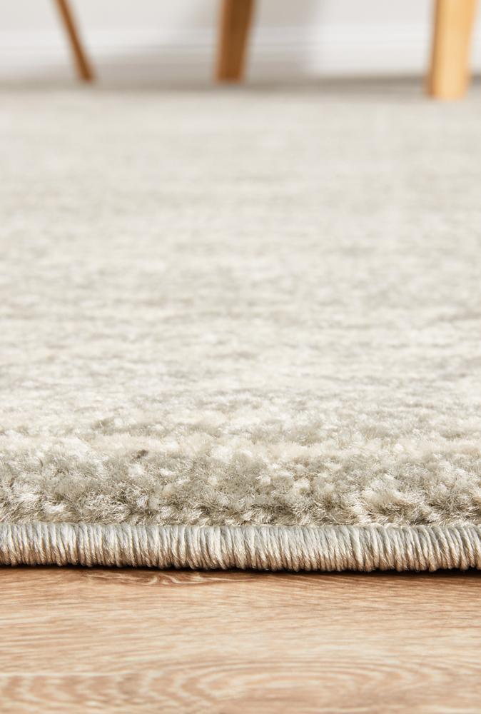 Waken Rug - Silver Shine.