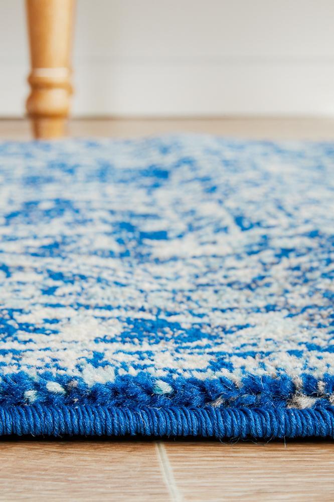 Waken Runner Rug - Navy II.