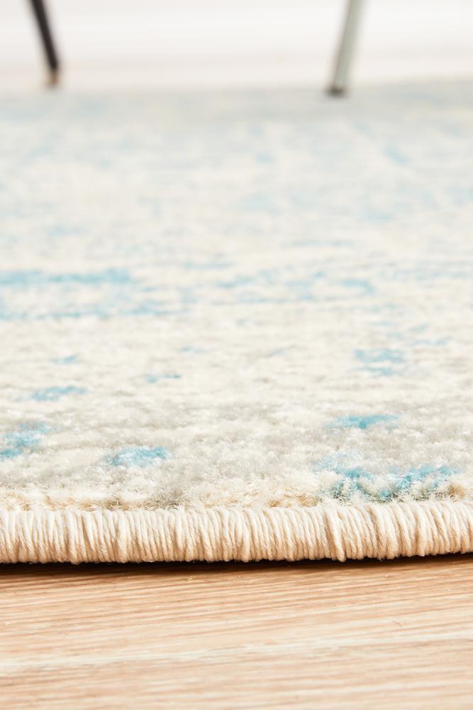 Waken Round Rug - White Glacier.