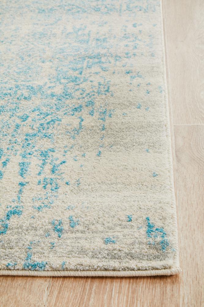 Waken Runner Rug - White Glacier.