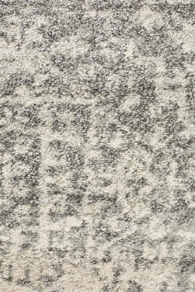 Waken Runner Rug - Silver II.