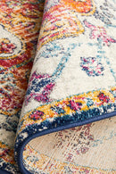 Waken Rug - White Carnival.