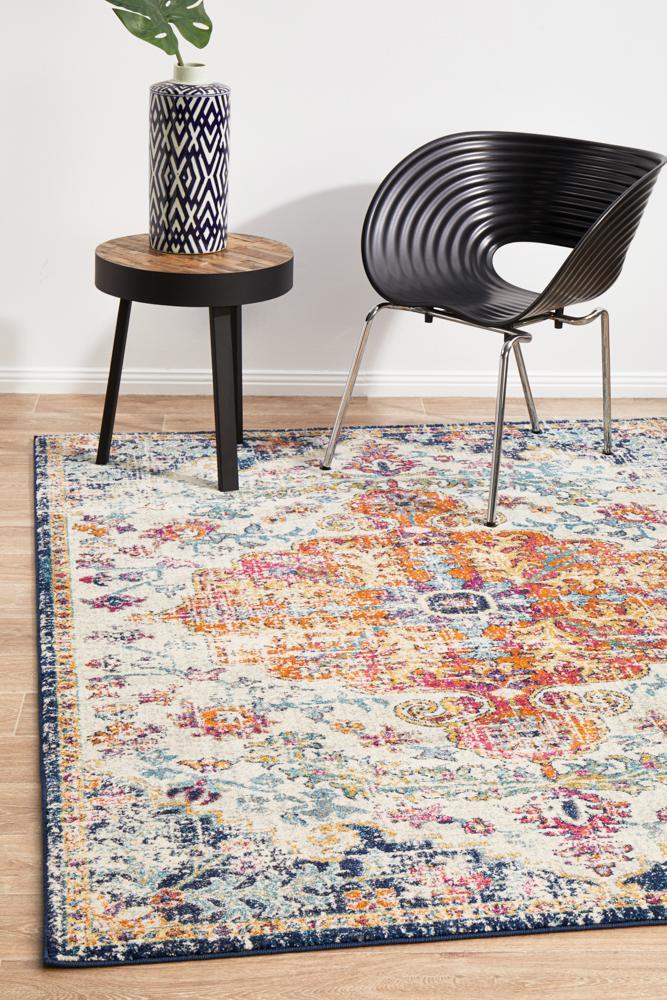 Waken Rug - White Carnival.
