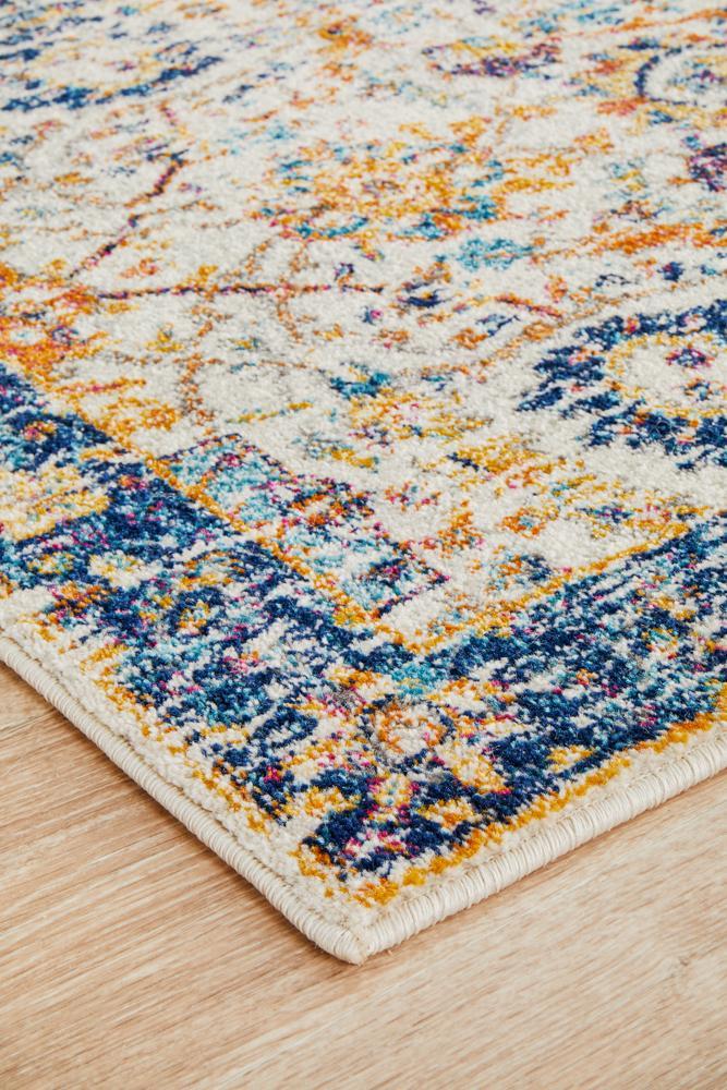 Waken Runner Rug - Ivory Peacock.