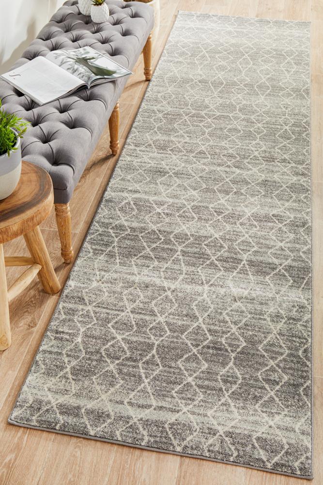 Waken Runner Rug - Silver Rome.