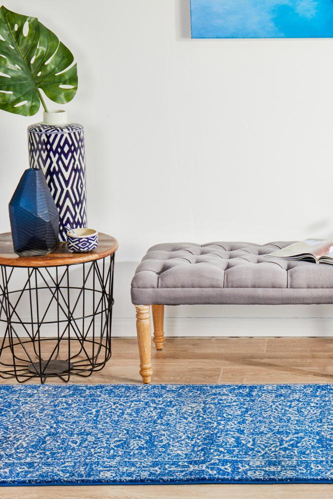 Waken Runner Rug - Navy II.