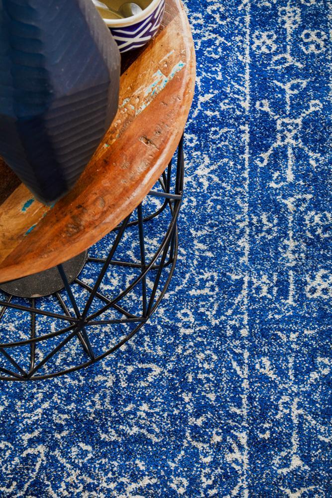 Waken Runner Rug - Navy II.