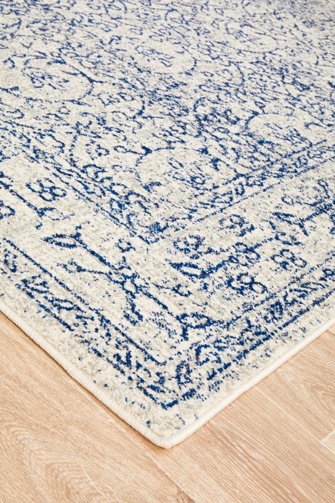 Waken Rug - White.