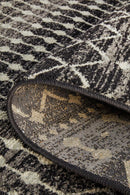 Waken Runner Rug - Stone.