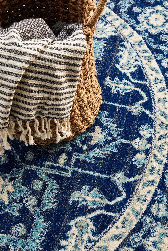 Waken Round Rug - Navy II.