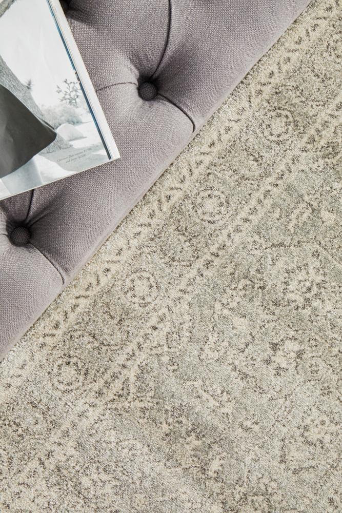 Waken Runner Rug - Silver Flower.