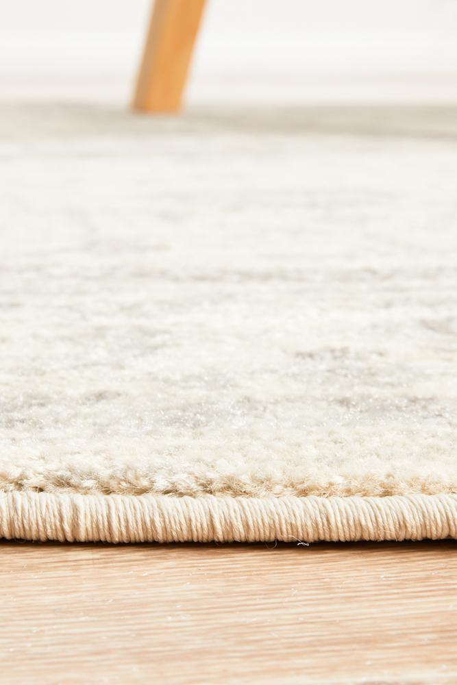 Waken Round Rug - White Winter.