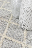 Lyon Wool Grey Rug.
