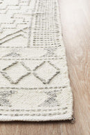 Salena Rug Ivory.
