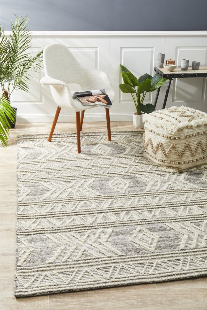 Esha Woven Tribal Rug Natural.