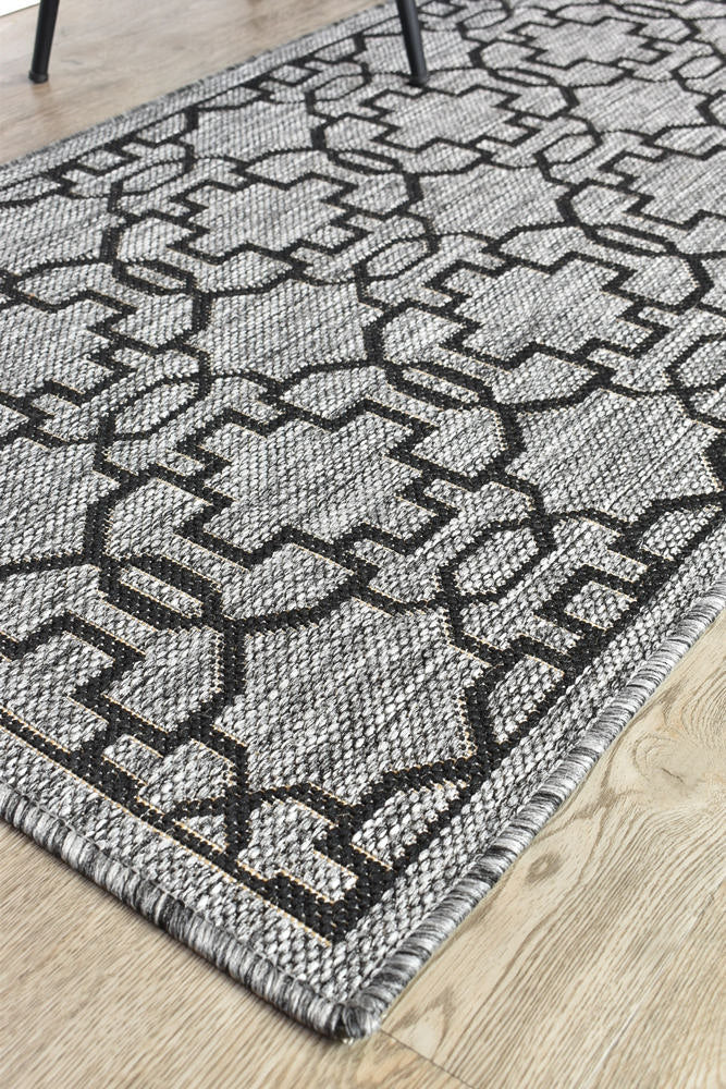 Pacific Runner Grey Black Rug 208-DM9E.