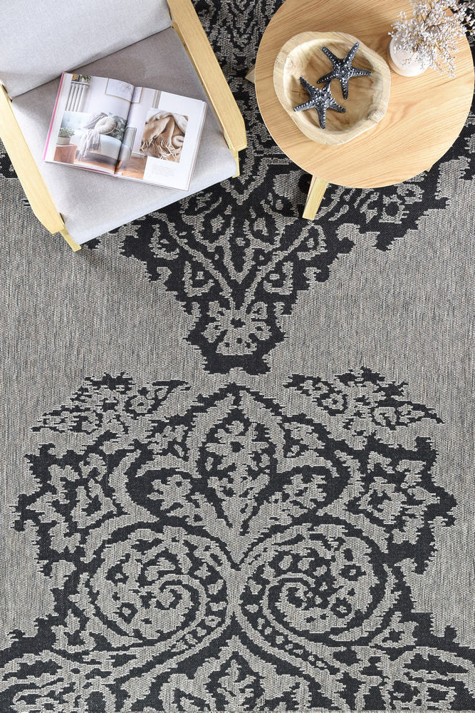 Pacific Brown Black Rug 5605-J48H.