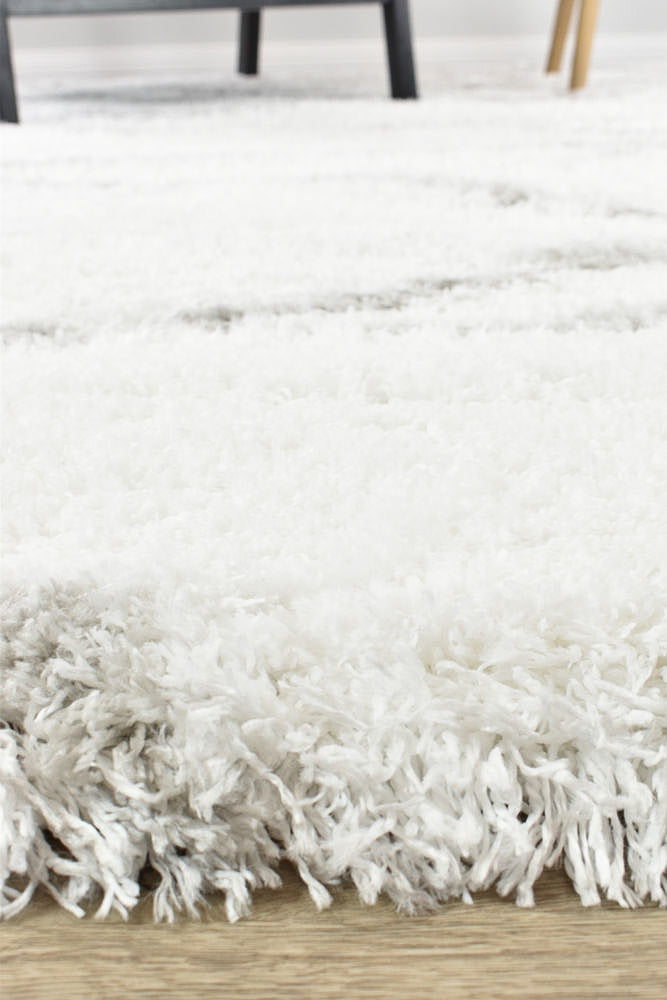 Cobi Shaggy White Rug 8741A.
