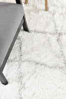 Cobi Shaggy White Rug 8744A.
