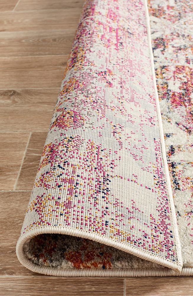 Library Lili Fuschia Rug.