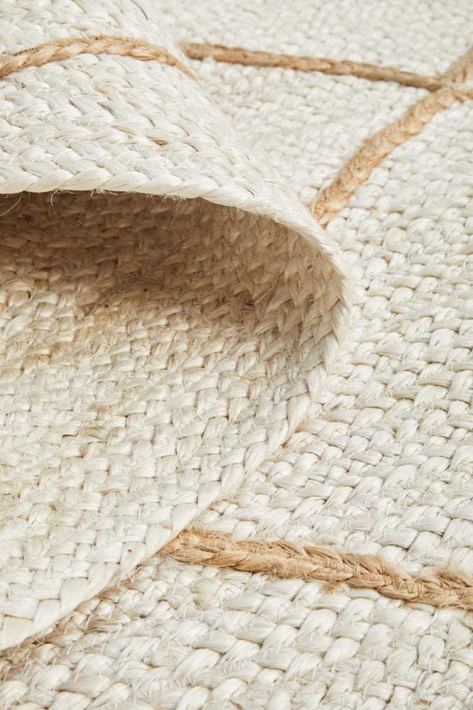 Cooroy 222 White Runner Rug.